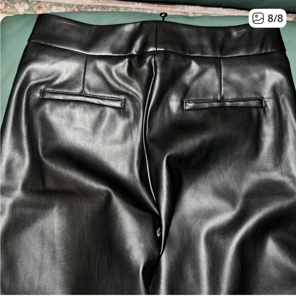 DKNY Black Ankle-Length Cropped Pants - Picture 4 of 7